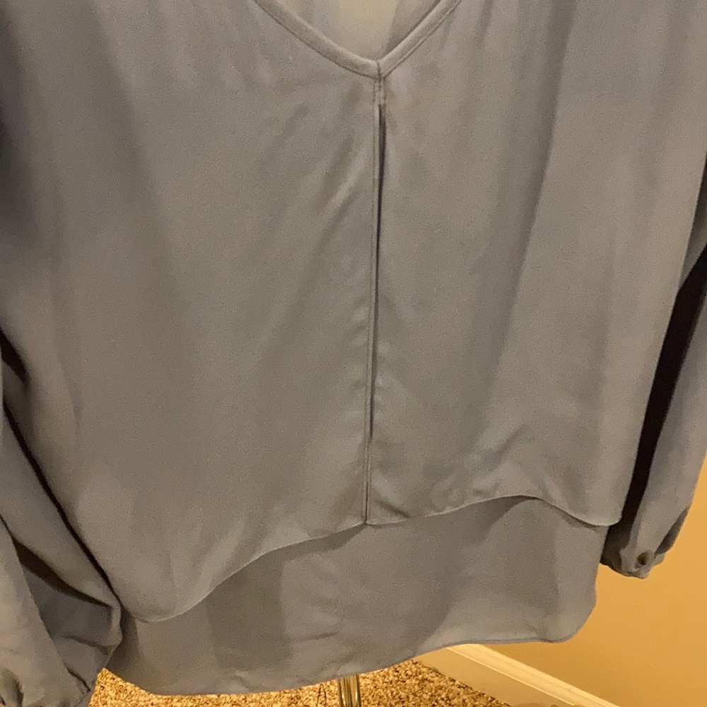 WHBM blouse - Picture 4 of 4